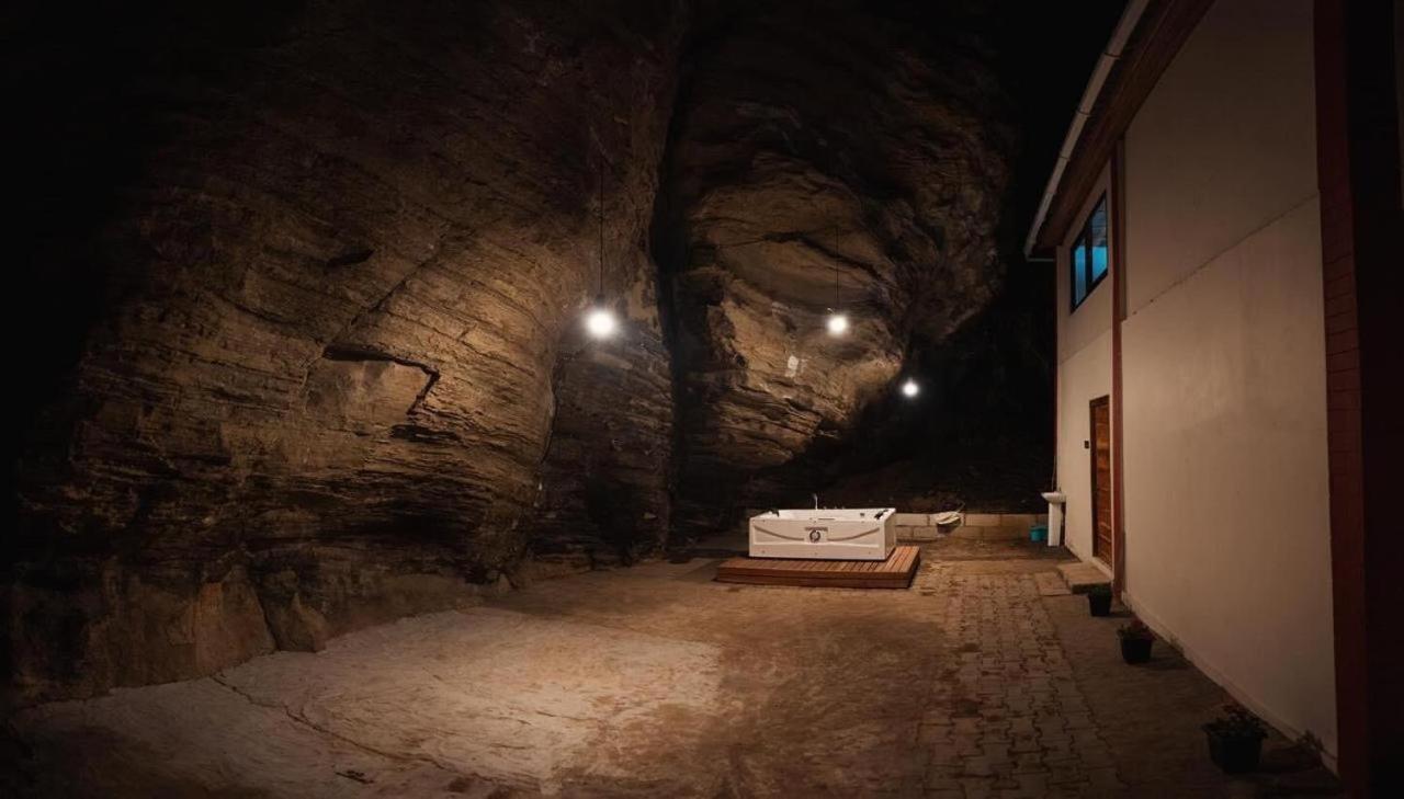 فندق Cave Hill By Ferns Āīzawl المظهر الخارجي الصورة